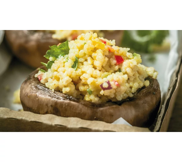  Ciuperci umplute cu quinoa